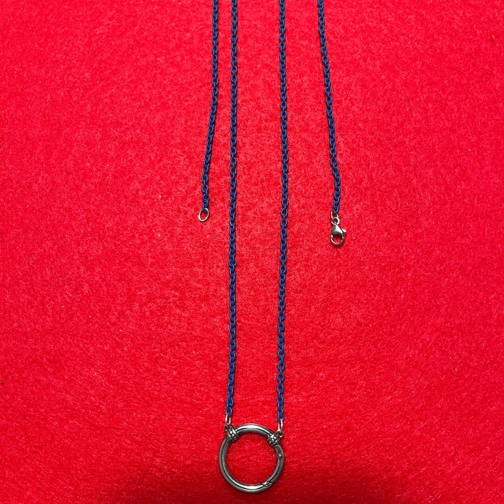 JAMES AVERY CHANGABLE CHARM HOLDER, NAVY ENAMEL CHAIN, STERLING SILVER .